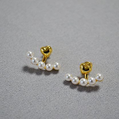 Charming Silver Earring for Any Occasion