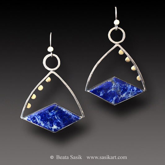 Classic Earring with Timeless Appeal
