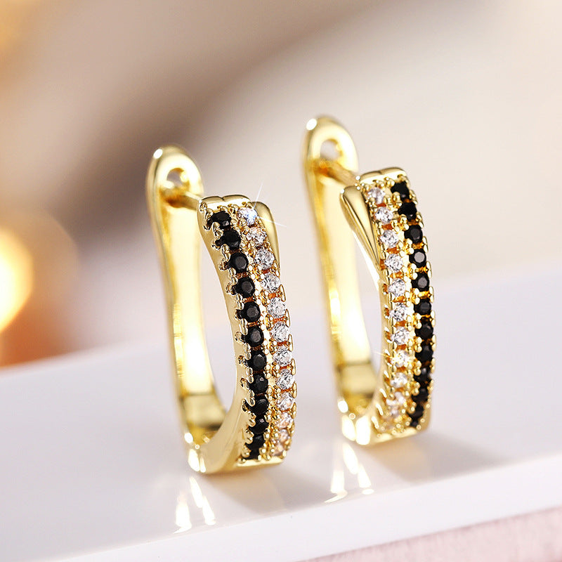 Classic Earring with Timeless Appeal