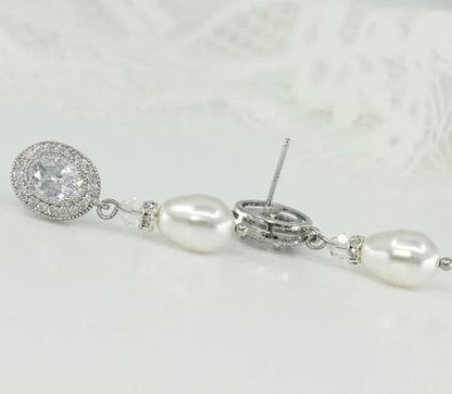 Romantic Earring for Special Moments