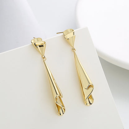 Beautiful Silver Earring with Unique Style