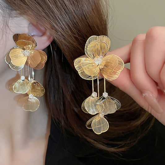 Charming Piece for Any Occasion