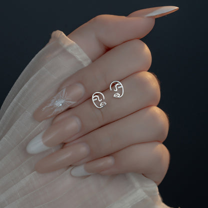 Charming Earring for Any Occasion
