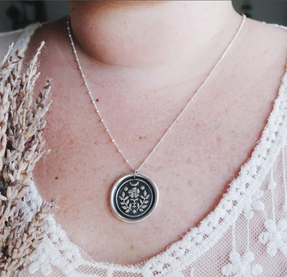 Stunning Necklace for Daily Wear
