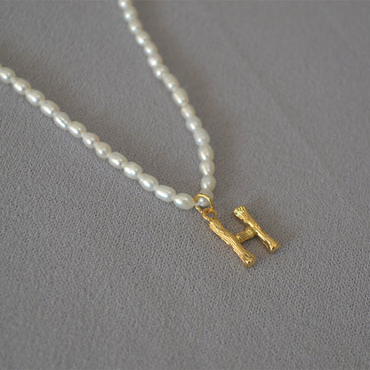 Romantic Pearl Necklace for Special Moments
