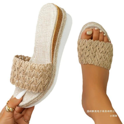 Graceful Orthopedic Sandals for Modern Look