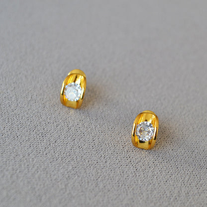 Delicate Artisan Silver Earring