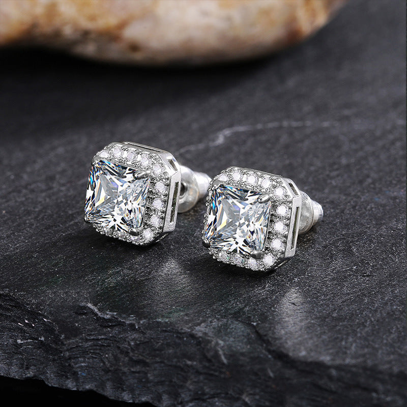 Charming Earring for Any Occasion