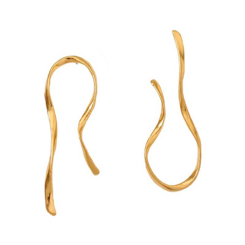 Classic Earring with Timeless Appeal