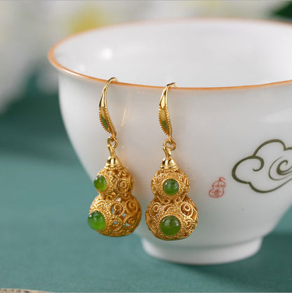 Elegant Gold Earring for Every Occasion