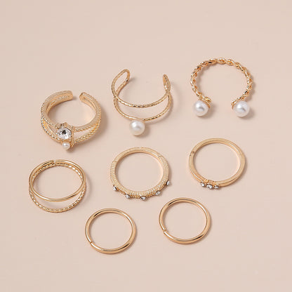 Beautiful Gold Set with Unique Style