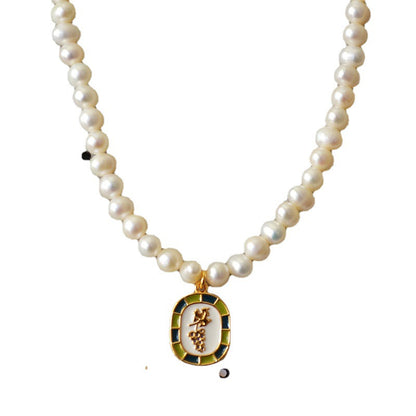 Vintage Handmade Pearl Necklace