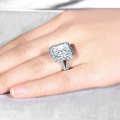 Charming Ring for Any Occasion