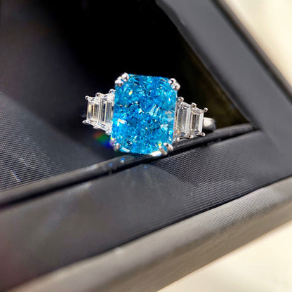 Classic Ring with Timeless Appeal