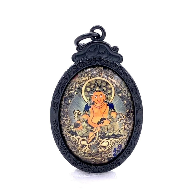 Classic Pendant with Timeless Appeal