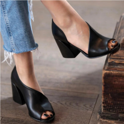 Chic Orthopedic Sandals with Unique Design