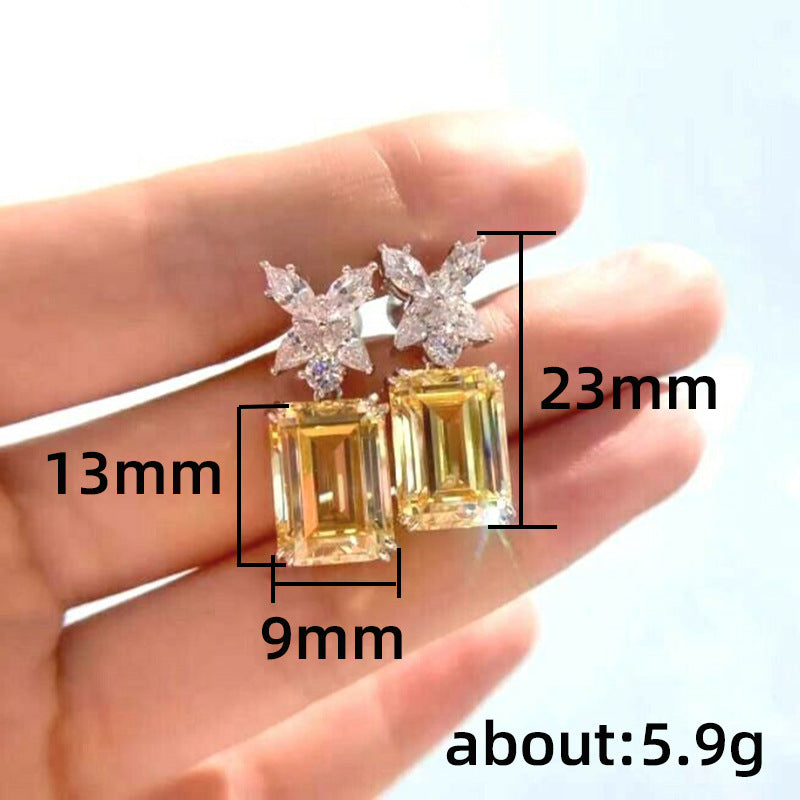 Stunning Earring for Daily Wear
