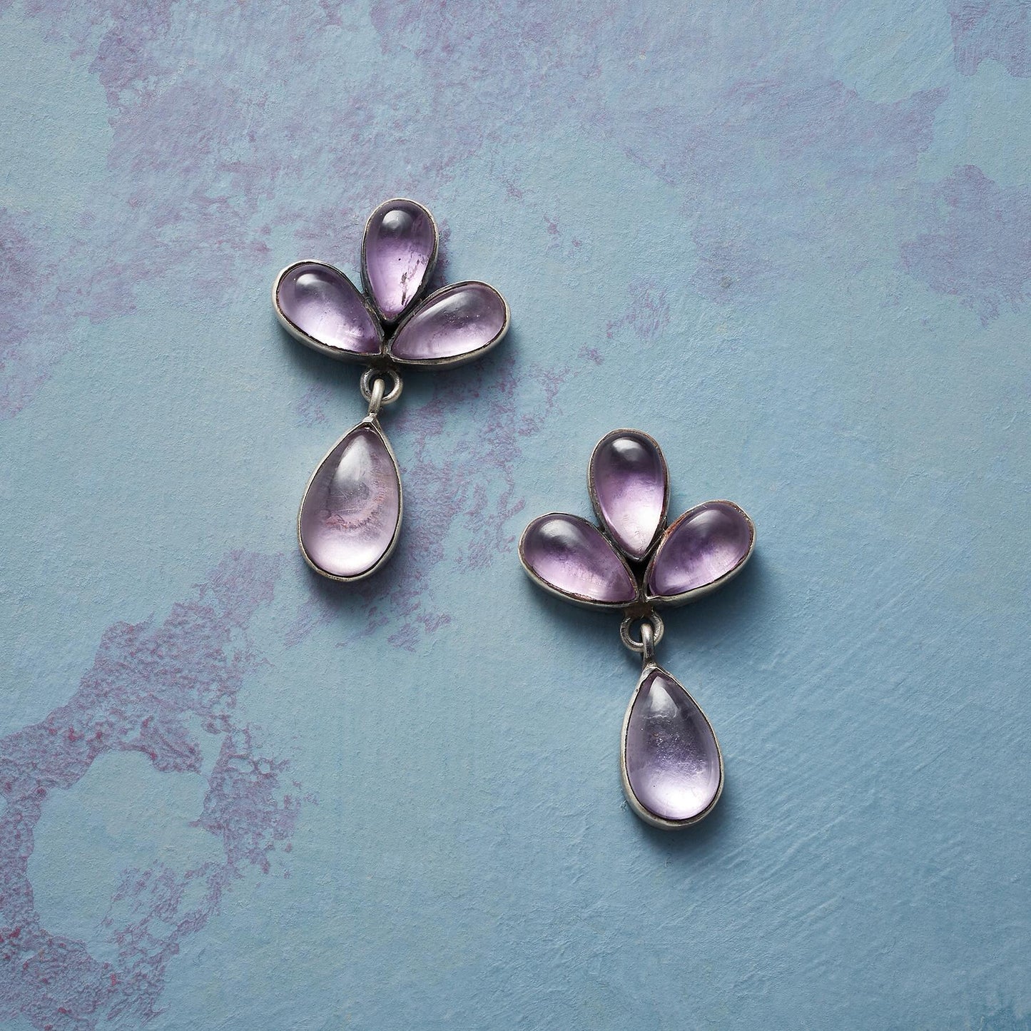 Elegant Silver Pendant for Every Occasion