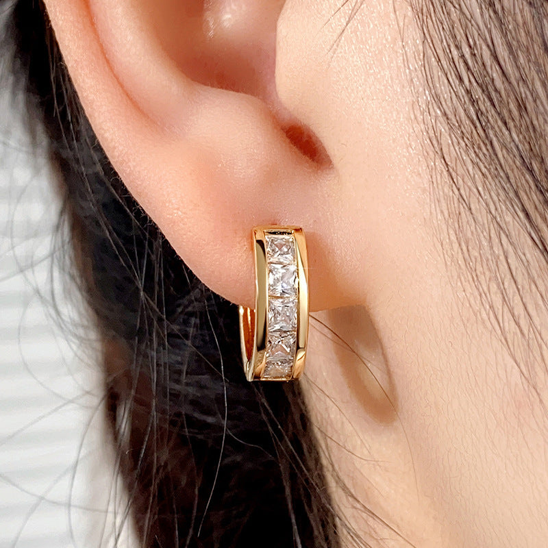 Romantic Earring for Special Moments