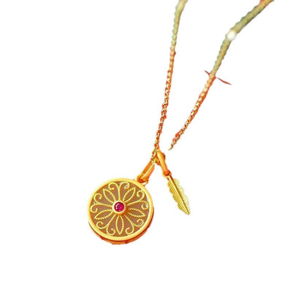 Charming Gold Necklace for Any Occasion