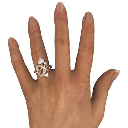 Charming Gold Ring for Any Occasion
