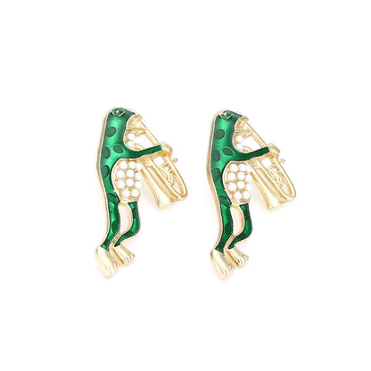 Stunning Pearl Earring for Daily Wear
