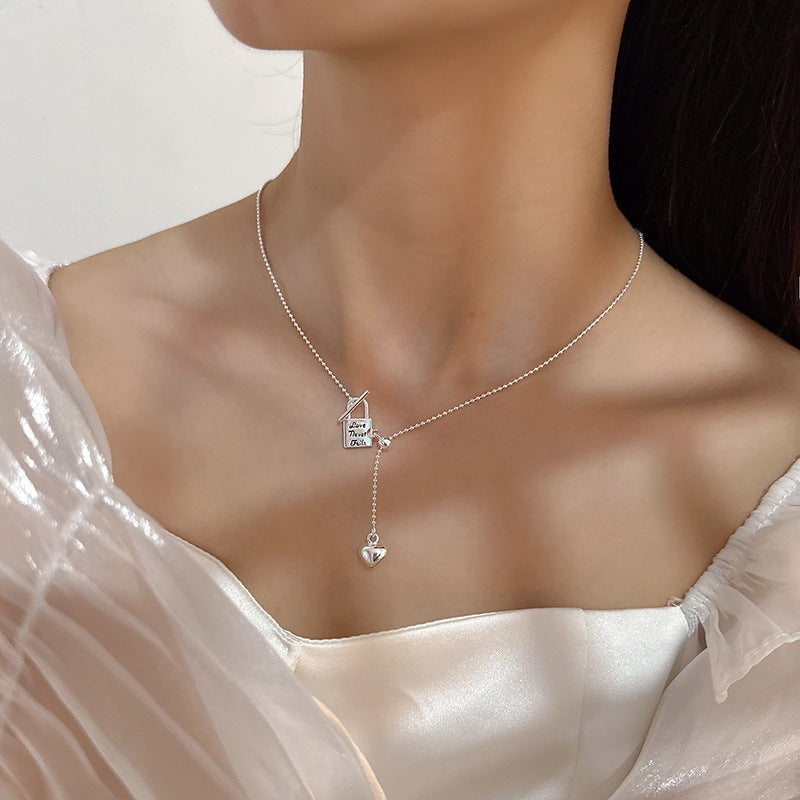 Stunning Necklace for Daily Wear