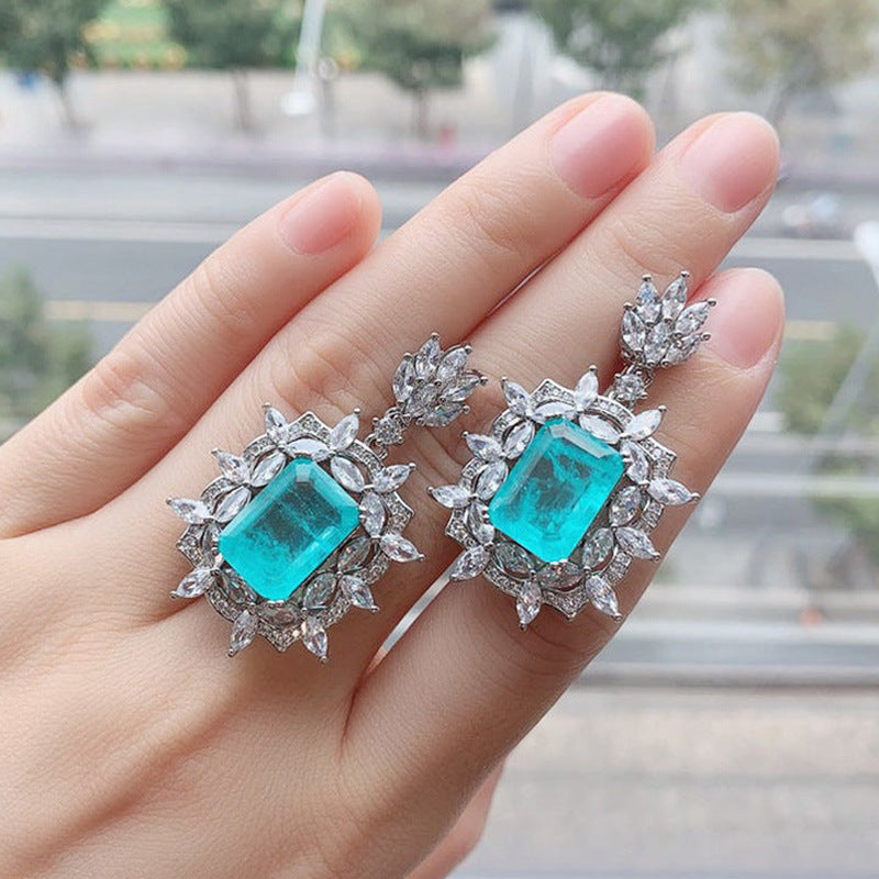 Stunning Earring for Daily Wear