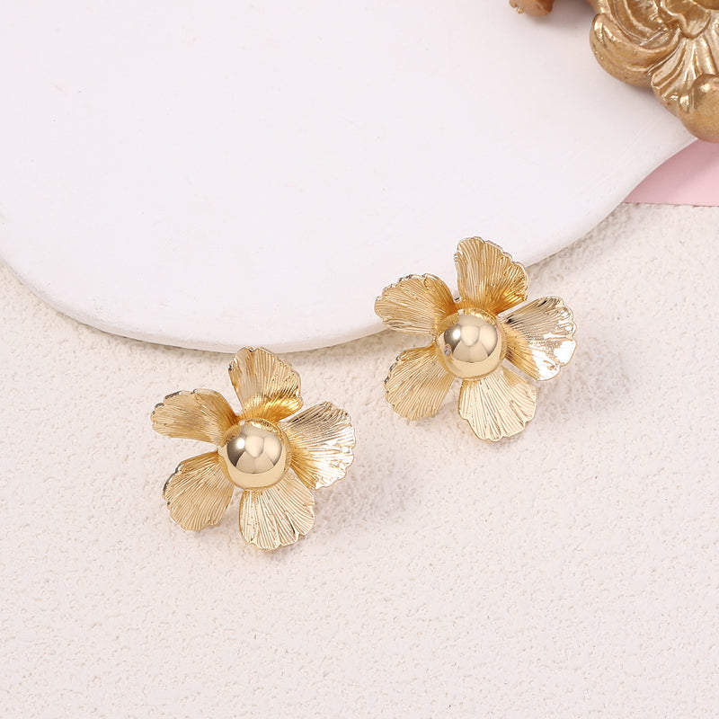 Classic Earring with Timeless Appeal