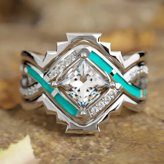Beautiful Piece with Unique Style