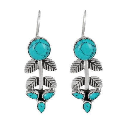 Romantic Silver Earring for Special Moments