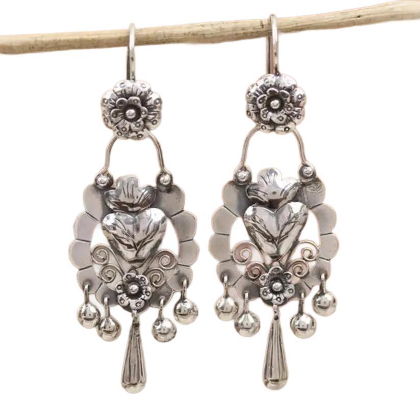 Romantic Earring for Special Moments