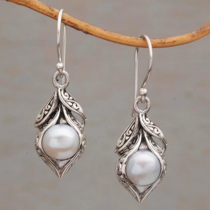 Beautiful Silver Earring with Unique Style