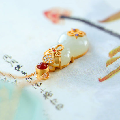 Charming Gold Piece for Any Occasion