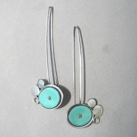 Charming Earring for Any Occasion