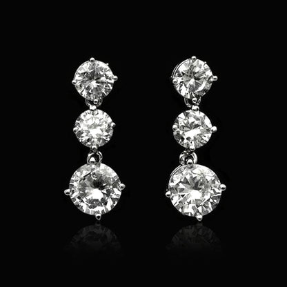 Charming Earring for Any Occasion