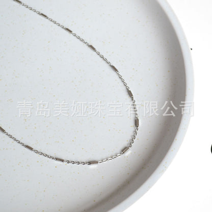Romantic Silver Necklace for Special Moments