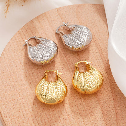Charming Earring for Any Occasion