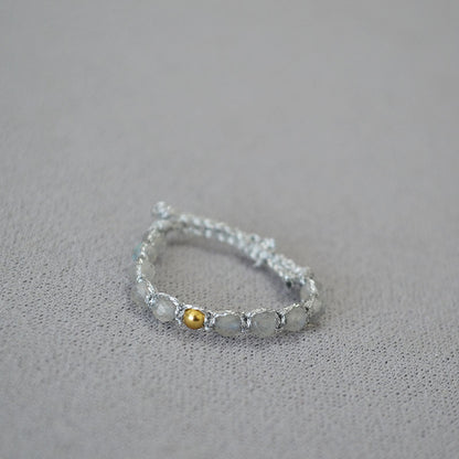 Classic Gold Bracelet with Timeless Appeal