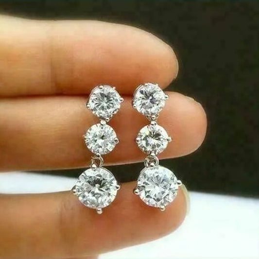 Charming Earring for Any Occasion