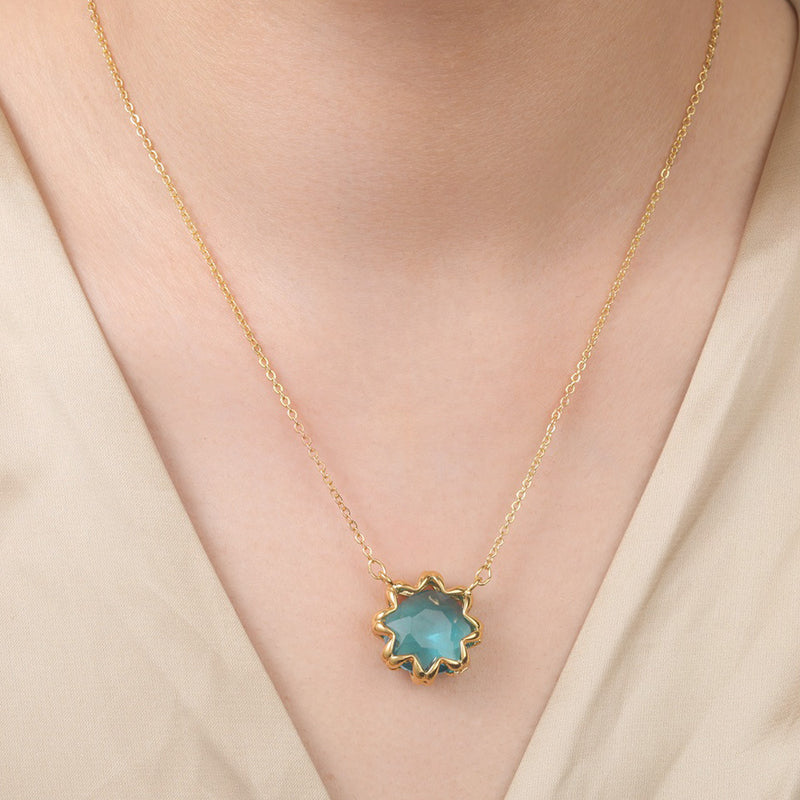 Elegant Gold Necklace for Every Occasion