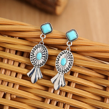 Classic Earring with Timeless Appeal