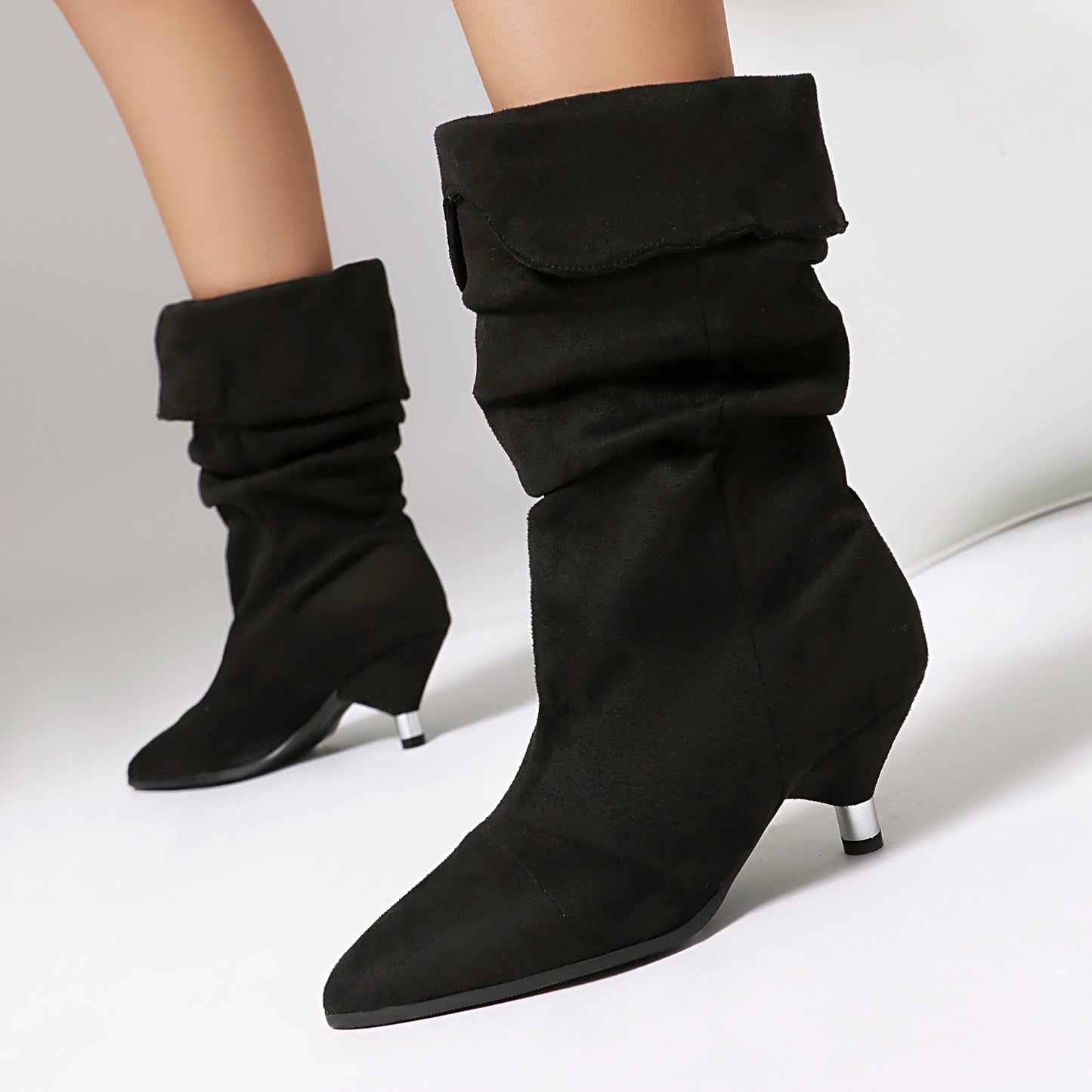 Graceful Orthopedic Boots for Modern Look