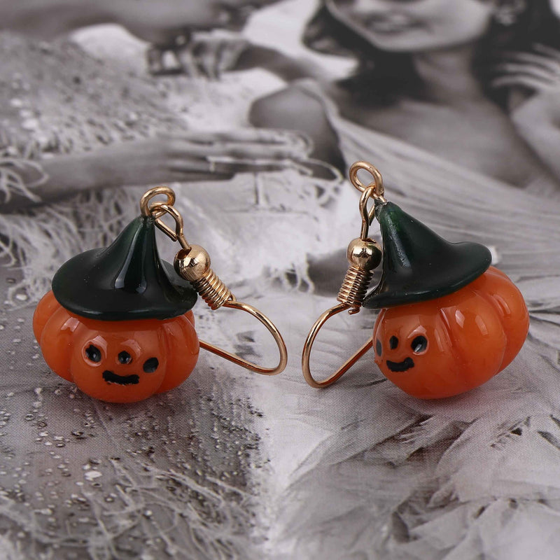 Charming Piece for Any Occasion
