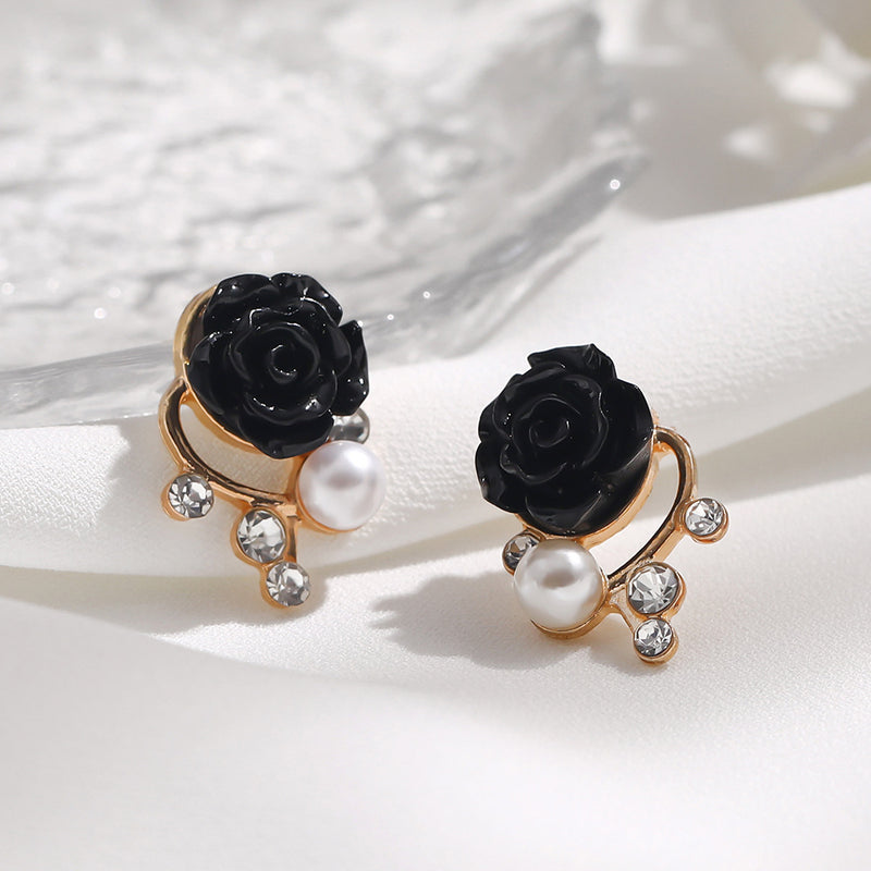 Charming Pearl Earring for Any Occasion