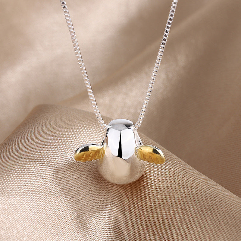 Romantic Gold Necklace for Special Moments