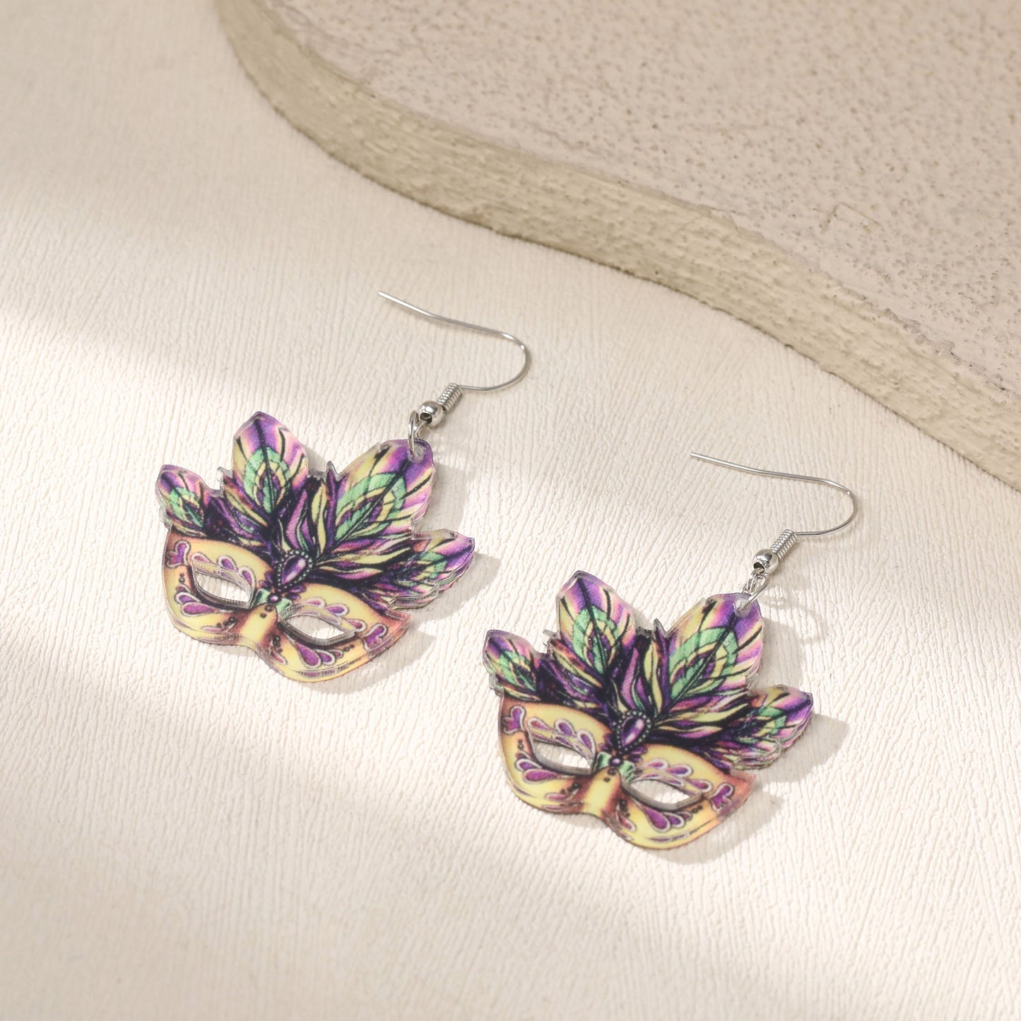 Charming Earring for Any Occasion