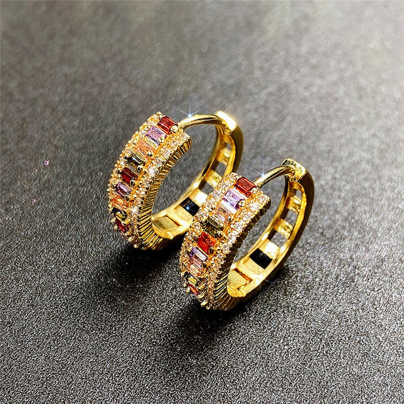 Romantic Gold Ring for Special Moments