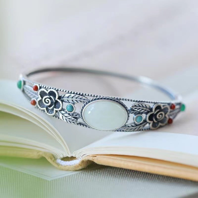Beautiful Gold Bracelet with Unique Style