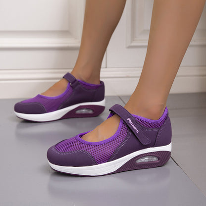 Chic Orthopedic Sandals with Unique Design
